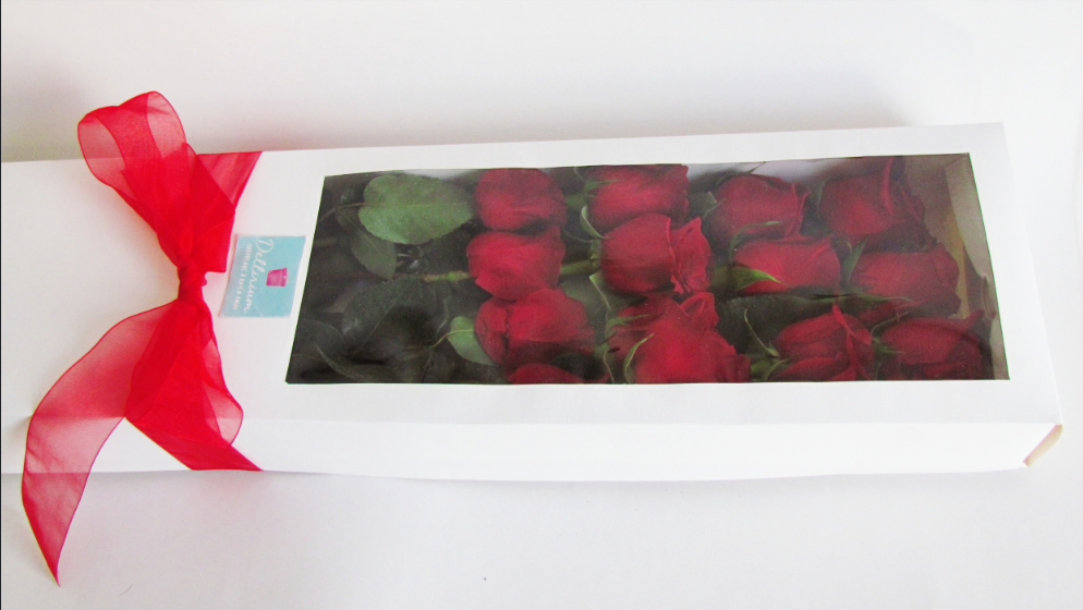 12 hermosas Rosas rojas o colores a eleccion en caja